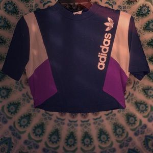 Rare adidas crop top🪐✨